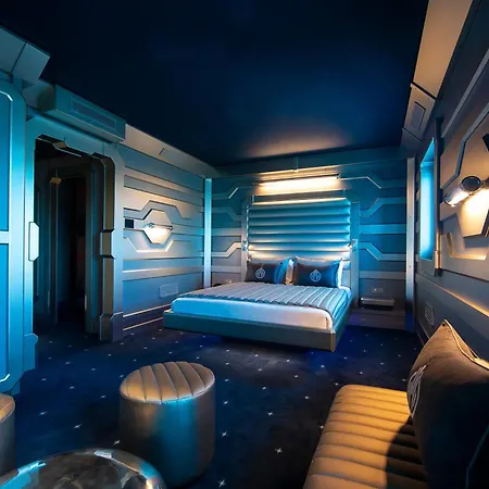 Station Cosmos Hotel 4*