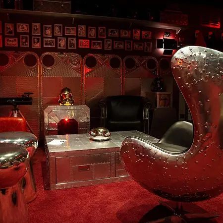 Station Cosmos 酒店 4*