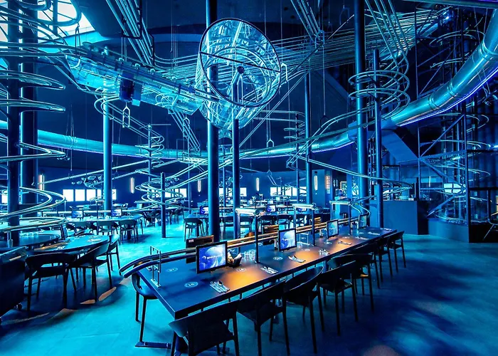 Station Cosmos 4* Chasseneuil-du-Poitou